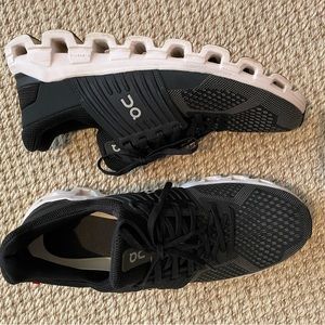ON running Cloudswift men’s size 9